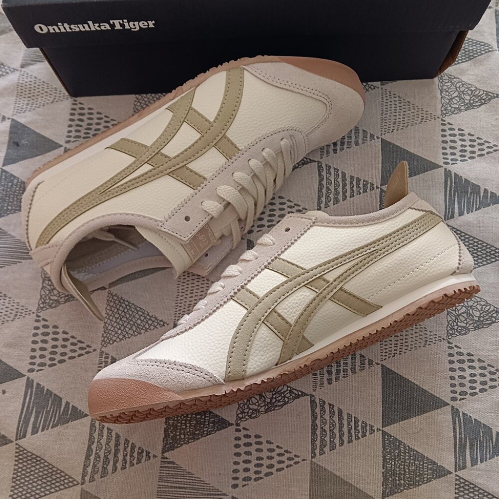 Onitsuka Tiger Mexico 66 Womens Sneakers